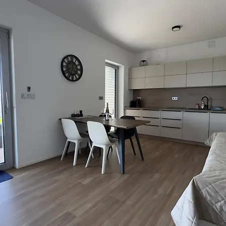 Muslovske Vinohrady Apartment
